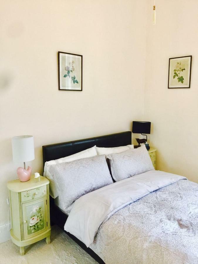 Royal Mile St Giles St Apartment เอดินบะระ ภายนอก รูปภาพ